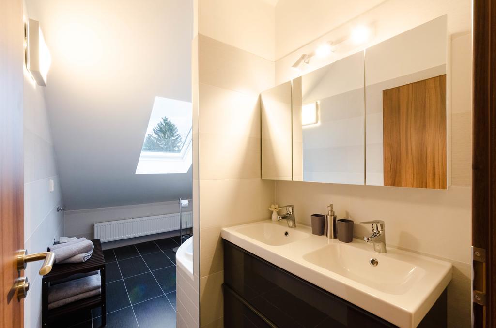 Pension Zlicin Prague Room photo